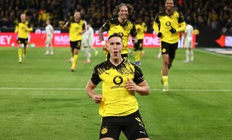 德甲最新积分榜与射手榜解析：法兰克福惜败，多特蒙德强势登顶第二