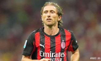 意甲焦点：AC米兰VS那不勒斯，两锋霸缺阵，魔笛丁丁中场斗法！