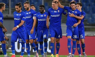 紫百合主场亮剑？意甲对决：佛罗伦萨能否击碎罗马客场不败金身？