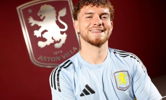 TA：埃利奥特有回购条款，直到伊萨克确定加盟利物浦才放人