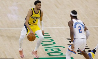 哈里伯顿今日带伤出战G6 且没有出场时间限制